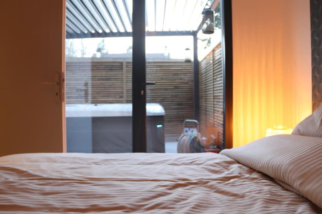 Spa & Serenite, Aux Portes De Disney Et De Paris Villiers-sur-Morin ภายนอก รูปภาพ